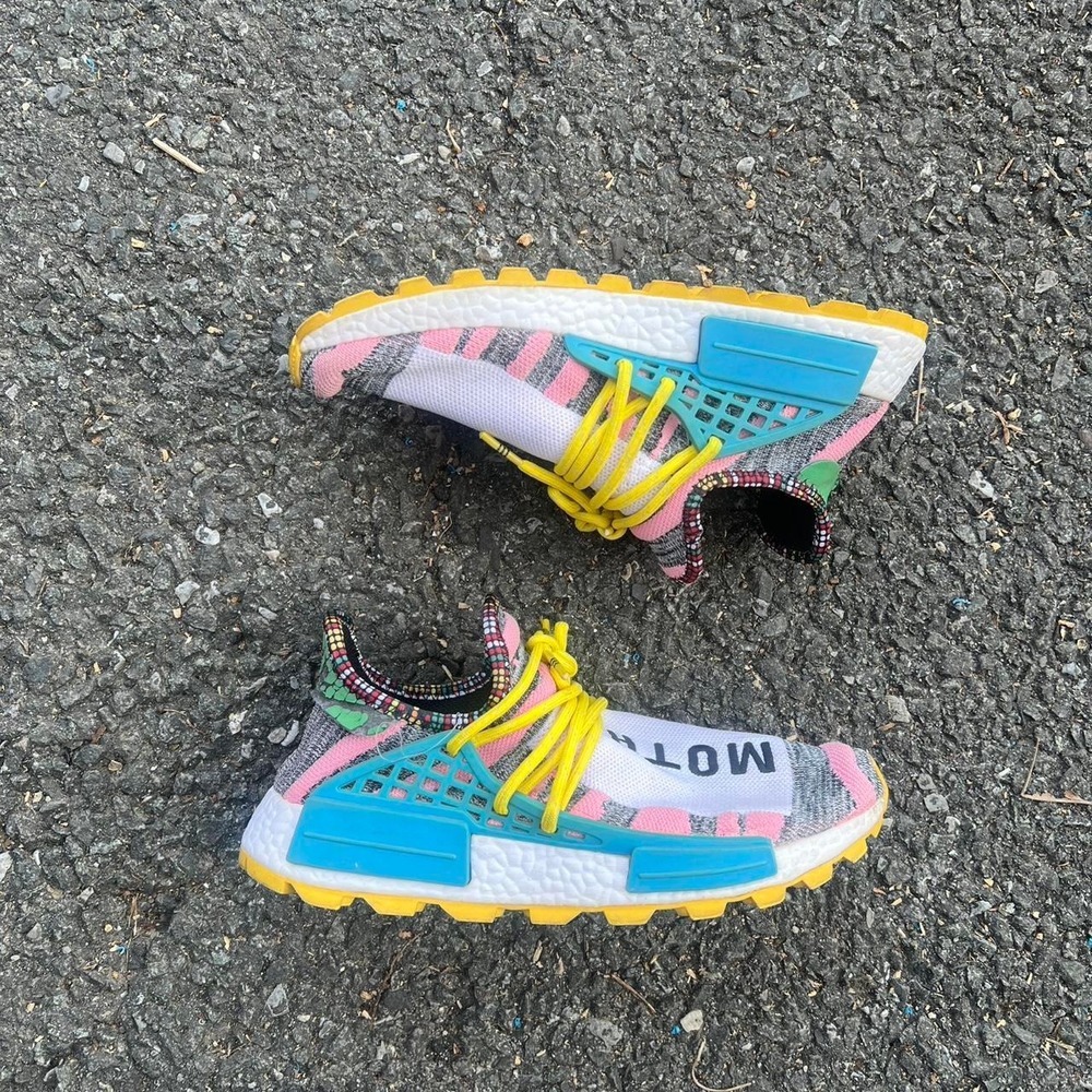 Adidas Human Race Trail X Pharrell Williams Solar Pack Mother sneakers Size 7.5